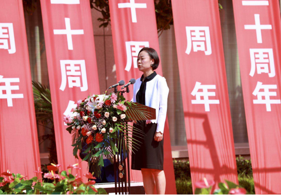 青岛瑞可莱餐饮配料有限公司举行20周年庆活动9------2283.png 小草影院