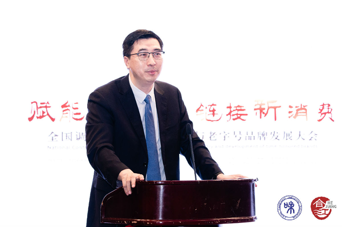 7、黄乐平.jpg 小草影院