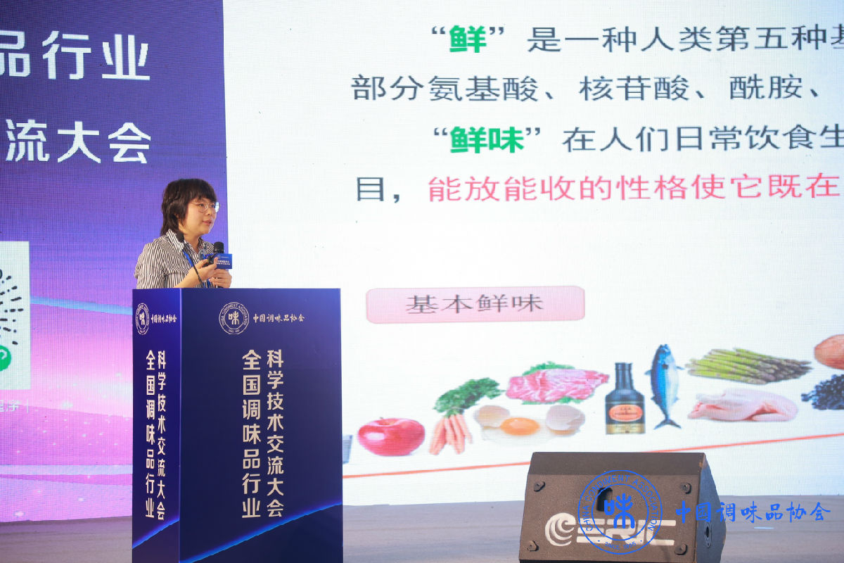 张佳汇.JPG 小草影院