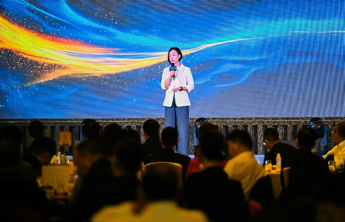 白会长修图.jpg 小草影院